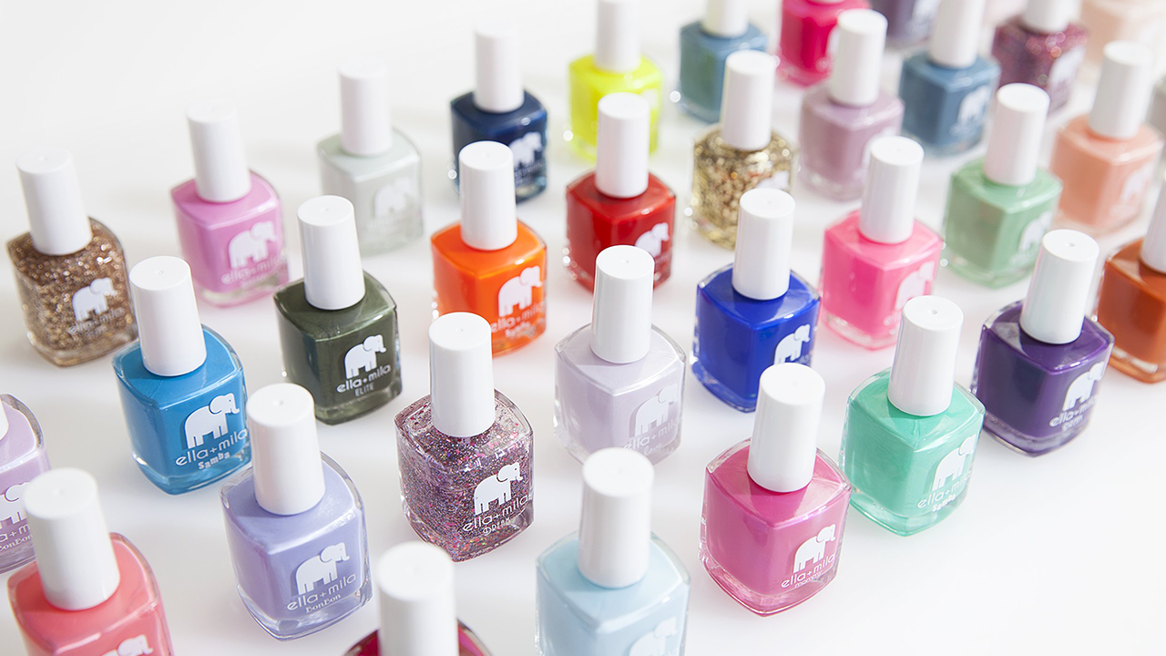 Does nail polish remover remove paint? - Quora